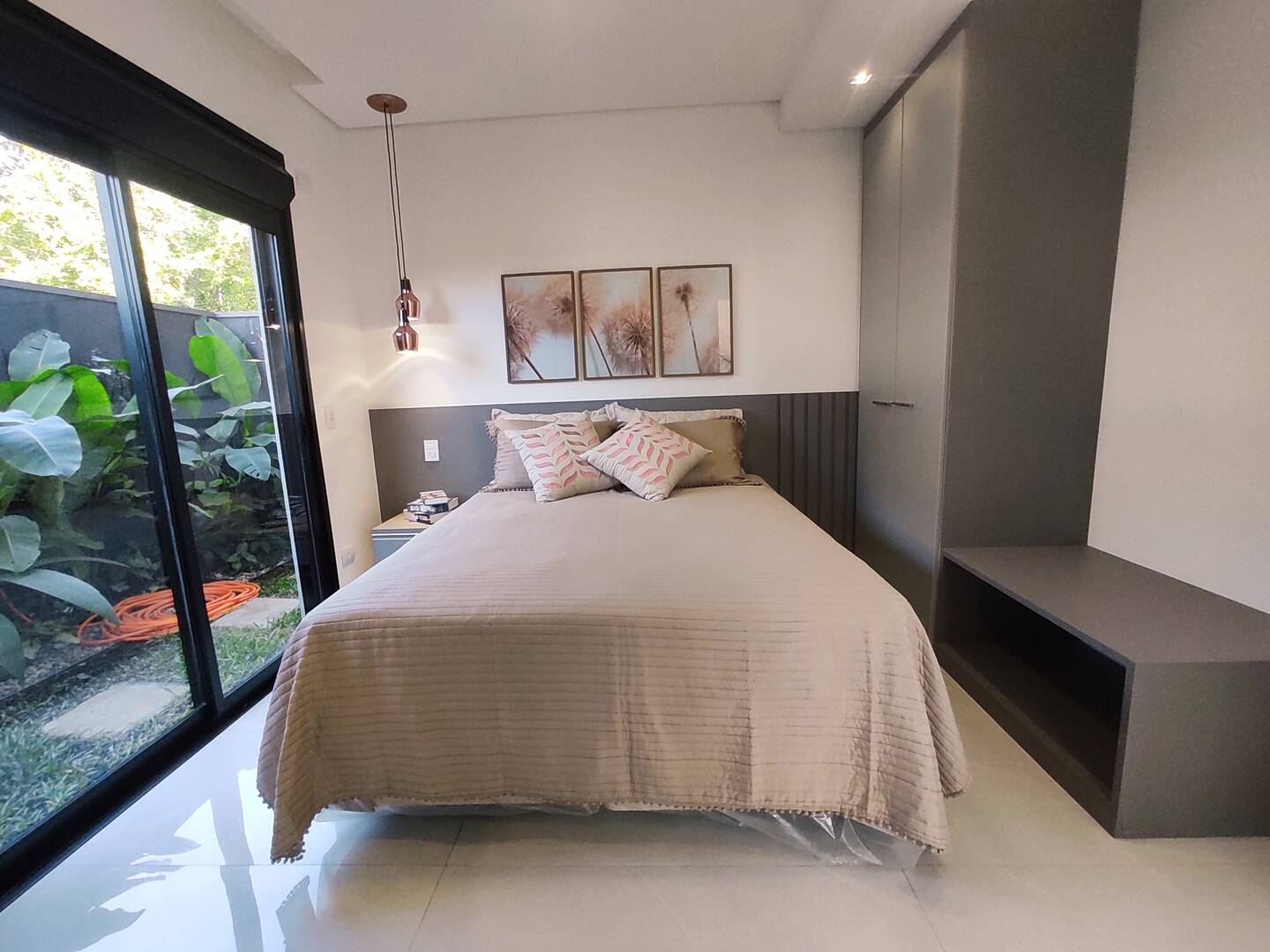 Casa à venda com 5 quartos, 335m² - Foto 16