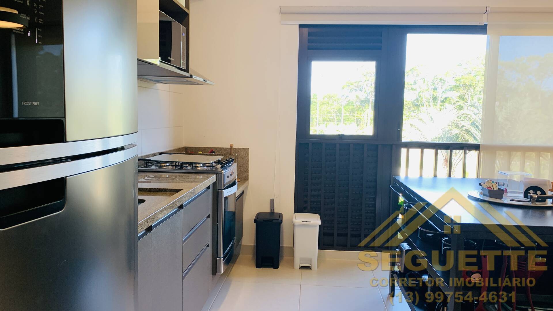 Casa à venda com 3 quartos, 70m² - Foto 26