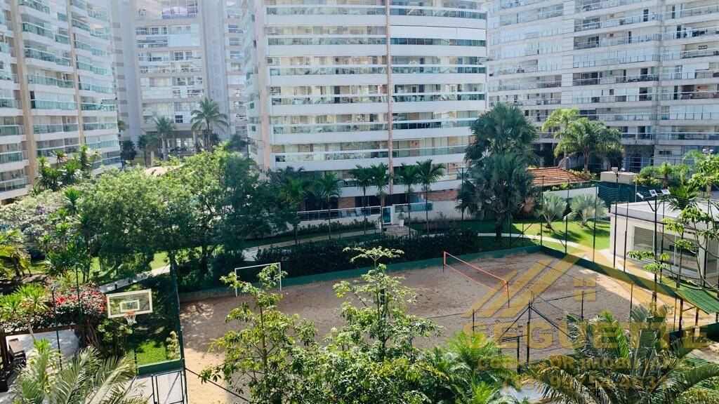 Apartamento à venda com 3 quartos, 145m² - Foto 10