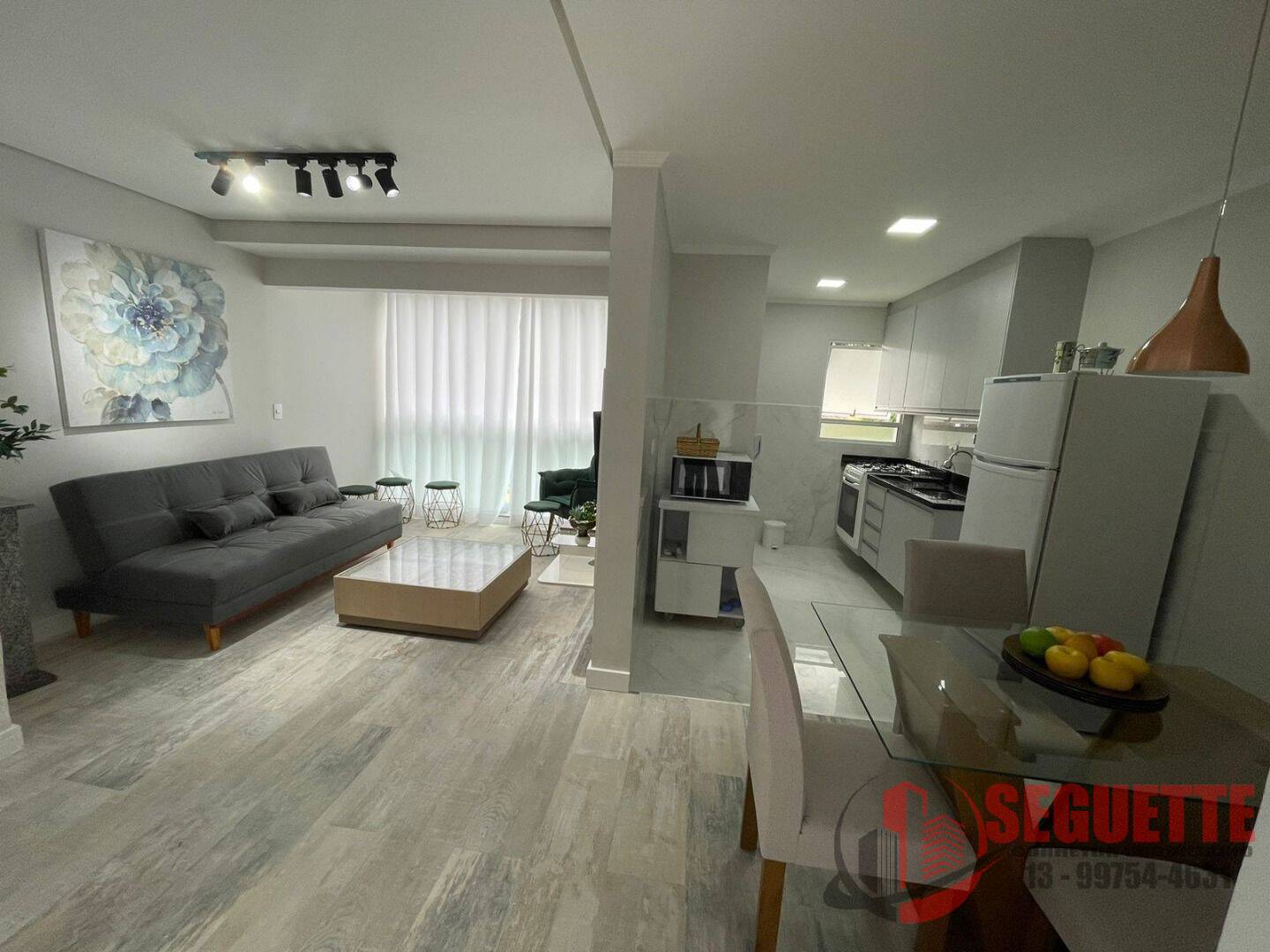 Casa à venda com 3 quartos, 92m² - Foto 1