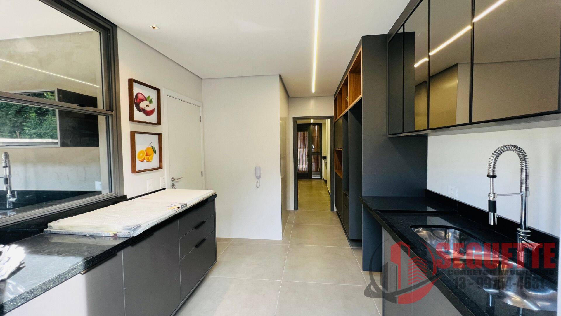 Casa de Condomínio à venda com 4 quartos, 404m² - Foto 5