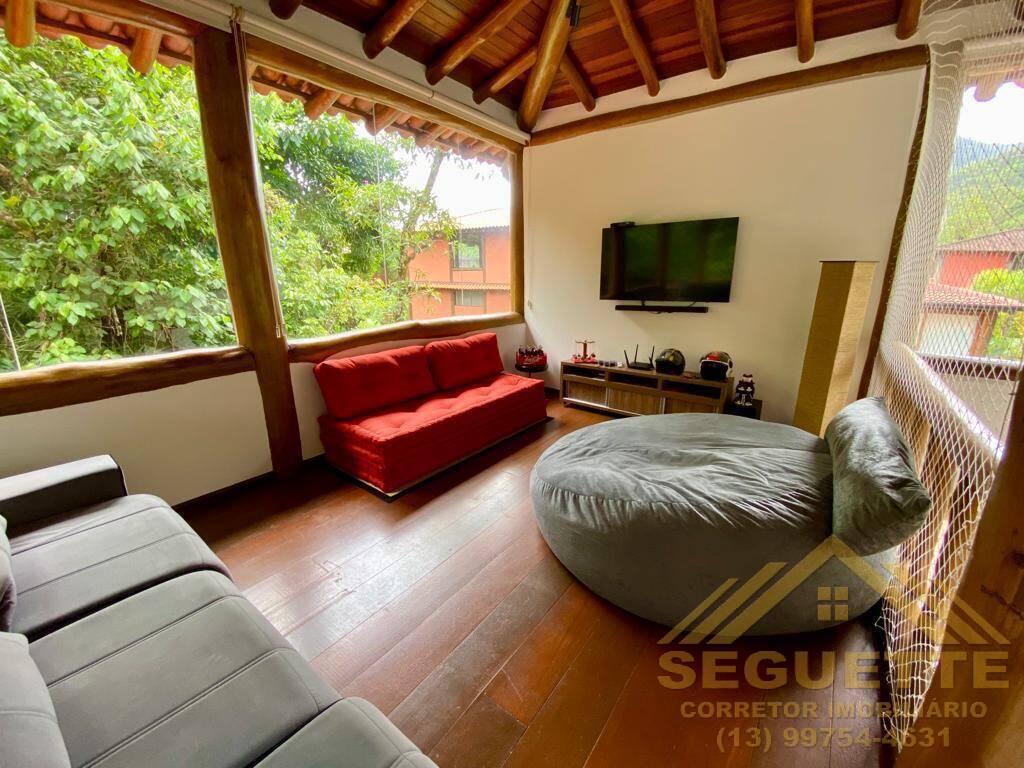 Casa de Condomínio à venda com 4 quartos, 230m² - Foto 3