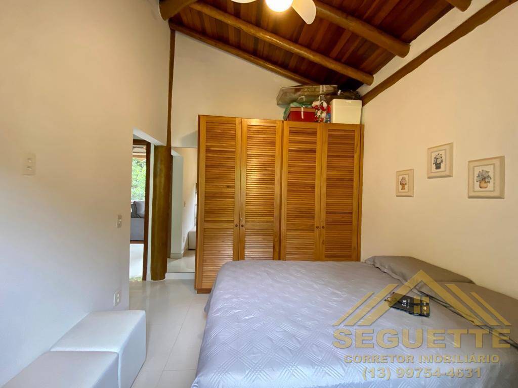 Casa de Condomínio à venda com 4 quartos, 230m² - Foto 13