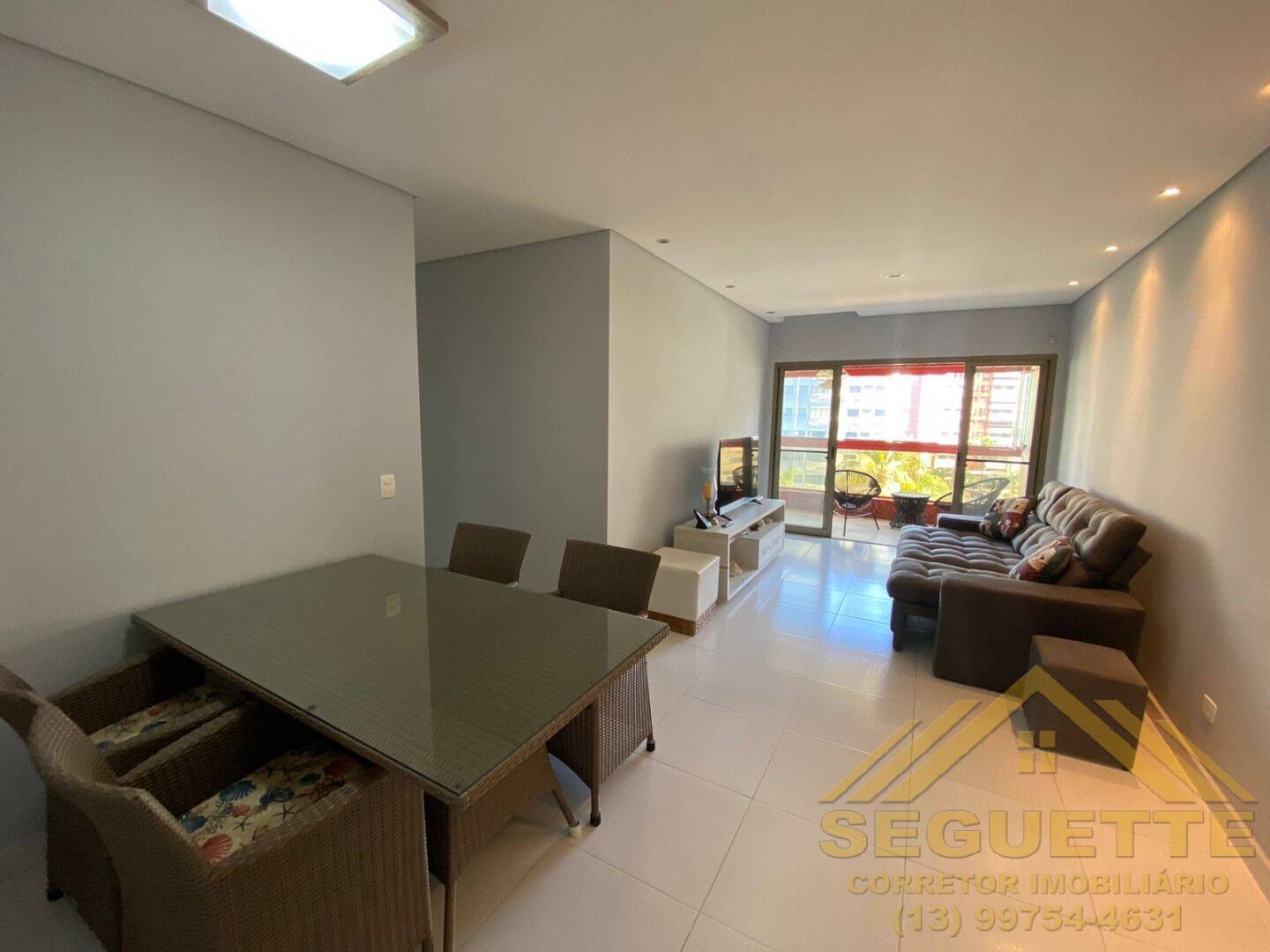 Apartamento à venda com 3 quartos, 84m² - Foto 2