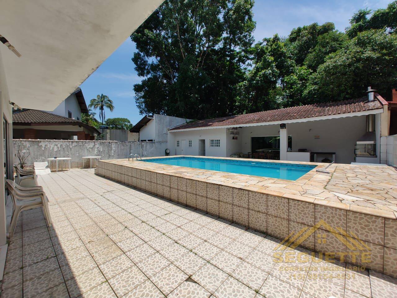 Casa à venda com 4 quartos, 281m² - Foto 4