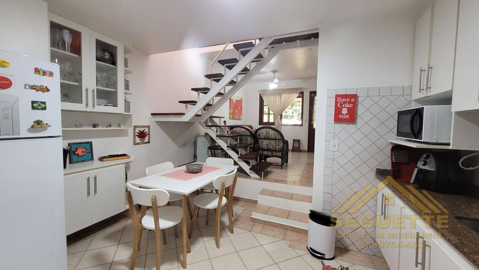 Casa à venda com 2 quartos, 72m² - Foto 3