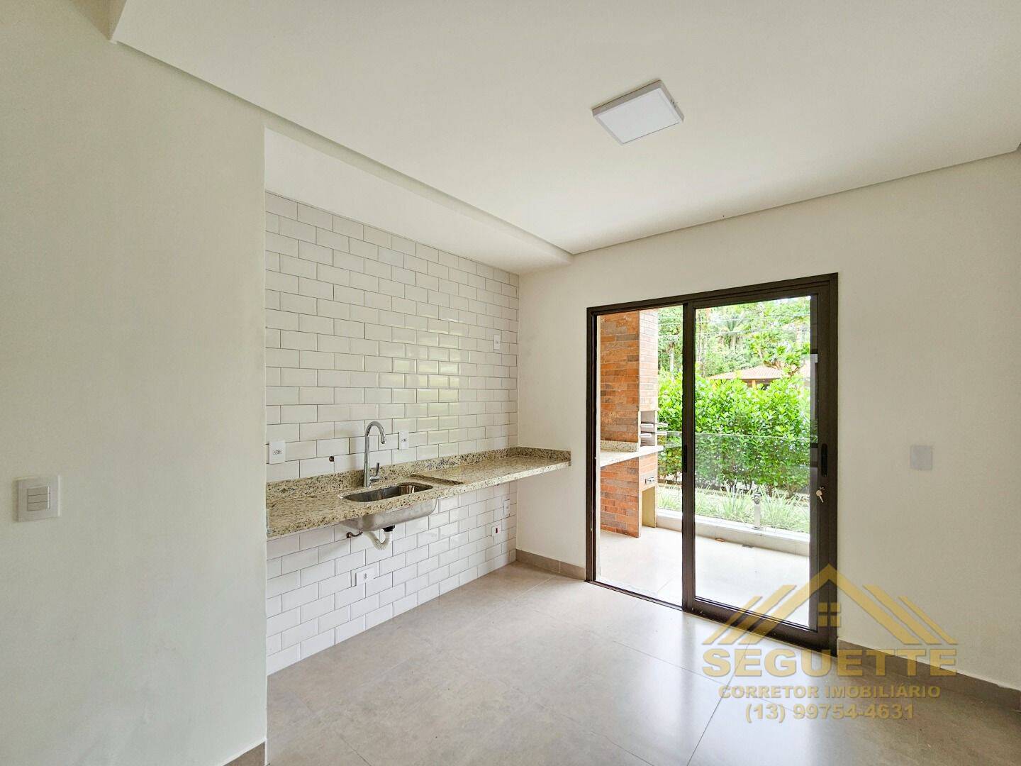 Casa à venda com 2 quartos, 68m² - Foto 6