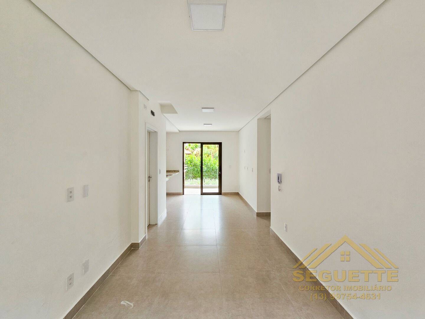 Casa à venda com 2 quartos, 68m² - Foto 5