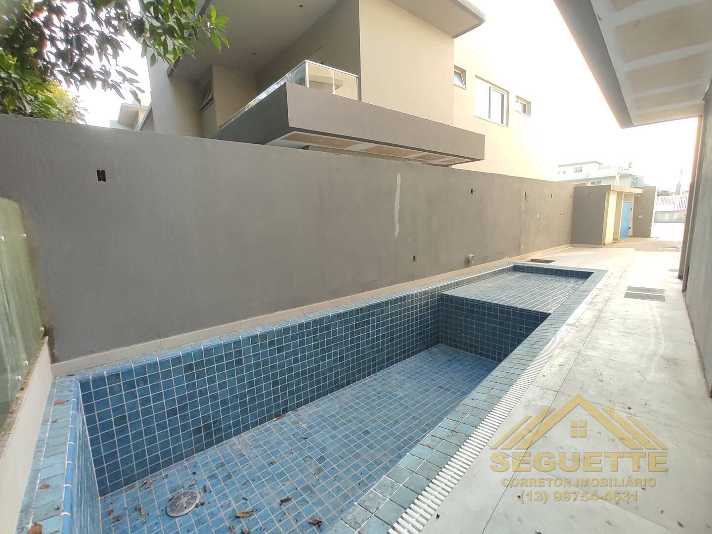 Casa de Condomínio à venda com 6 quartos, 310m² - Foto 23